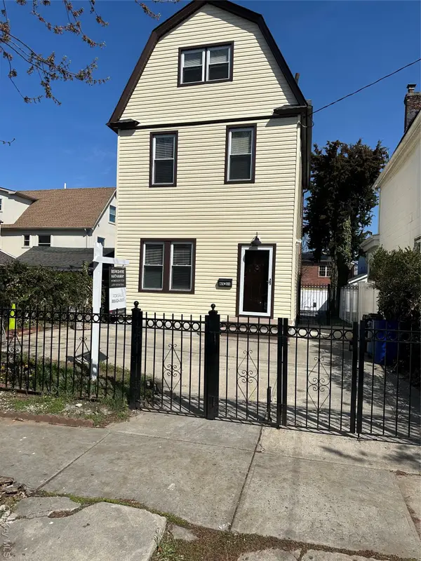 4511 160th Street, Flushing, NY 11358