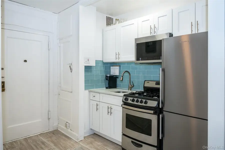 151 Centre Avenue #5B, New Rochelle, NY 10805 - #3