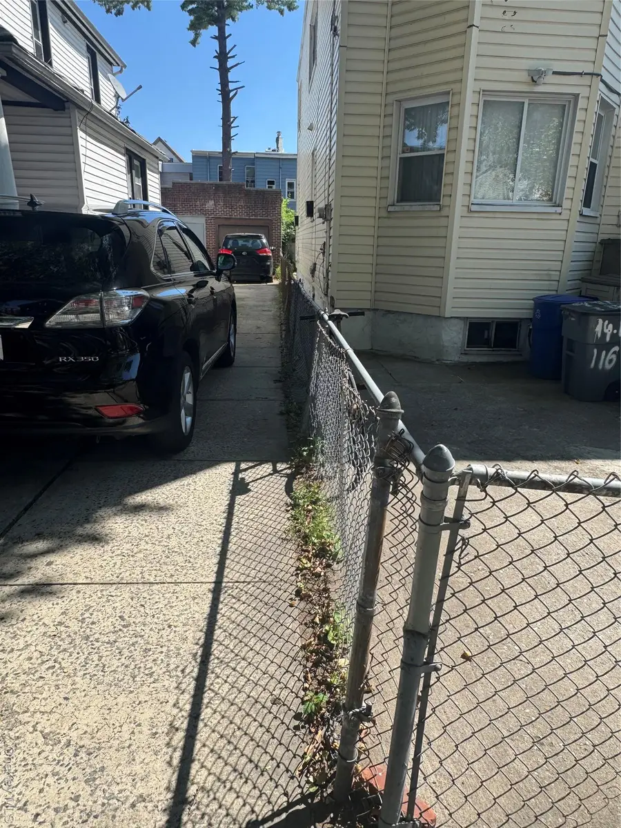 9413 116th Street, South Richmond Hill, NY 11419 - #3