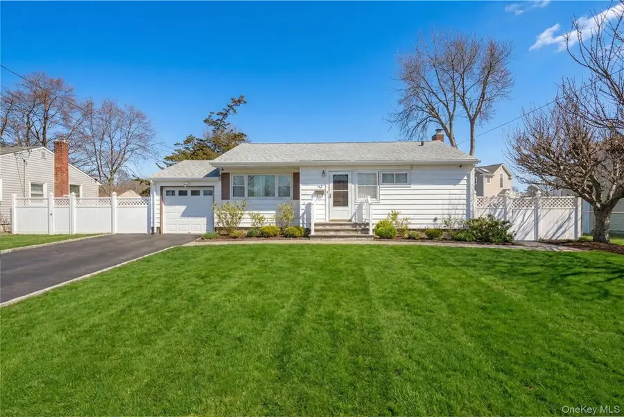 169 Charter Oaks Avenue, Brentwood, NY 11717 - #2