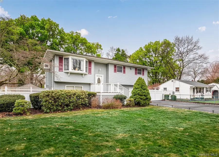 18 Brandywine Drive, Mastic, NY 11950 - #2