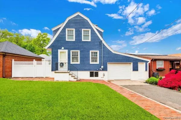 211 Bowne Street, Bronx, NY 10464