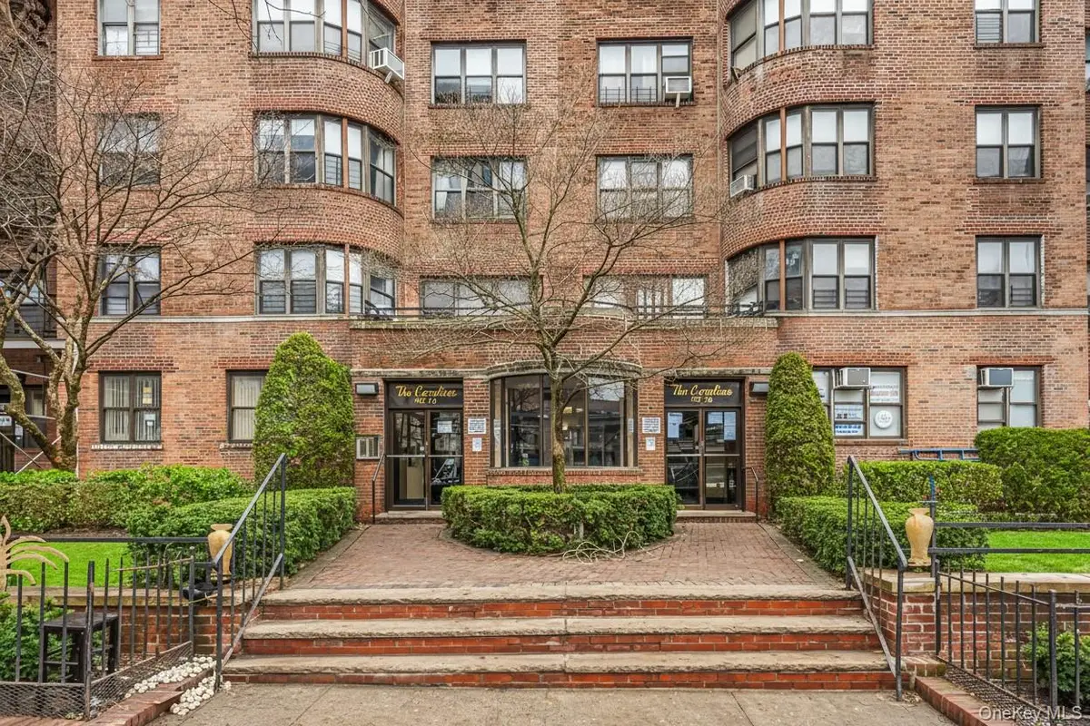 9876 Queens Boulevard #6L, Rego Park, NY 11374 - #1