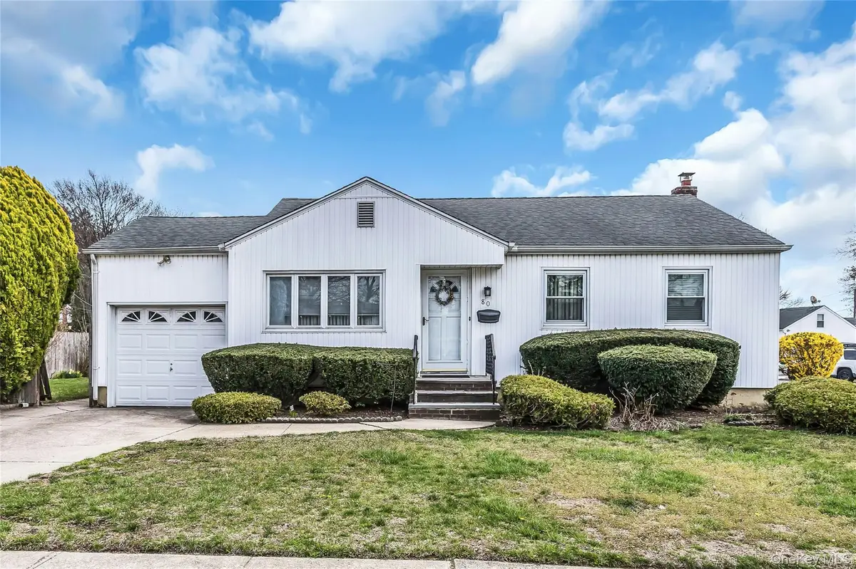 80 Knickerbocker Road N, Plainview, NY 11803 - #1