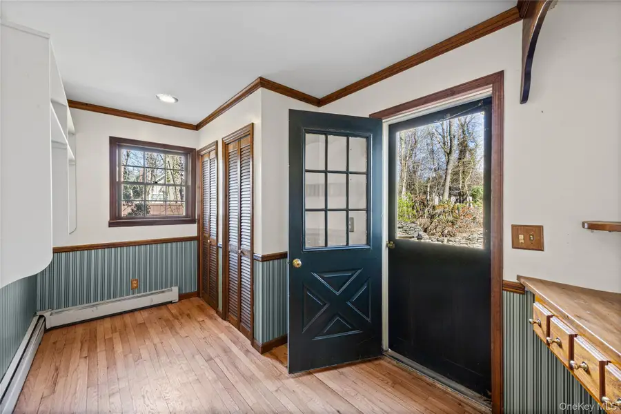 91 Quaker Path, Stony Brook, NY 11790 - #3