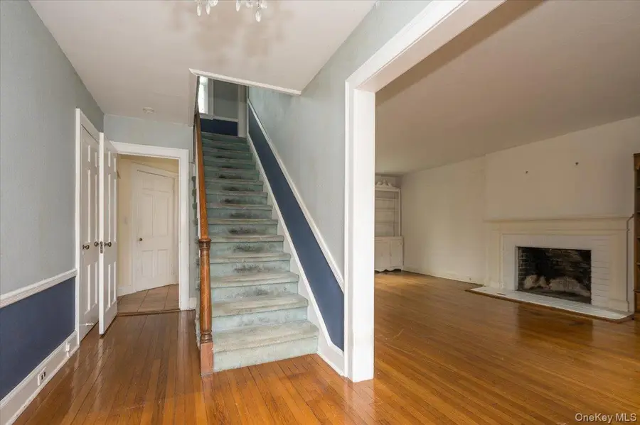 1 Edna Place, New Rochelle, NY 10804 - #2