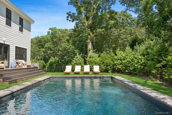 4 Squaw Road, East Hampton, NY 11937