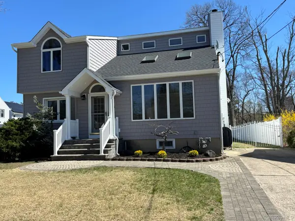 2689 Cedar Court, Oceanside, NY 11572