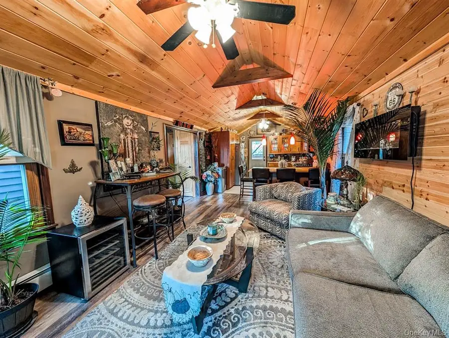 33 Park Drive, Rocky Point, NY 11778 - #3