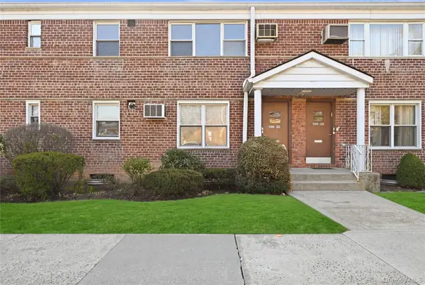 196-32 Pompeii Avenue #2C, Holliswood, NY 11423