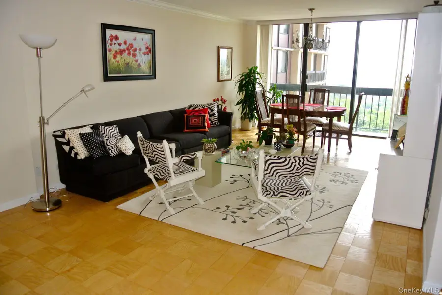 27010 Grand Central Parkway #11R, Queens, NY 11005 - #2