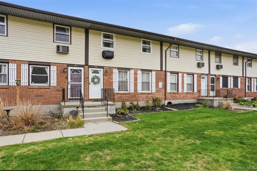 304 Parr Meadow Drive #3D, Newburgh, NY 12550 - #2