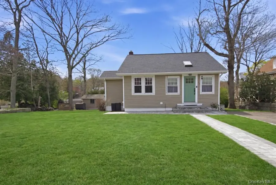 14 Sunburst Drive, Rocky Point, NY 11778 - #2