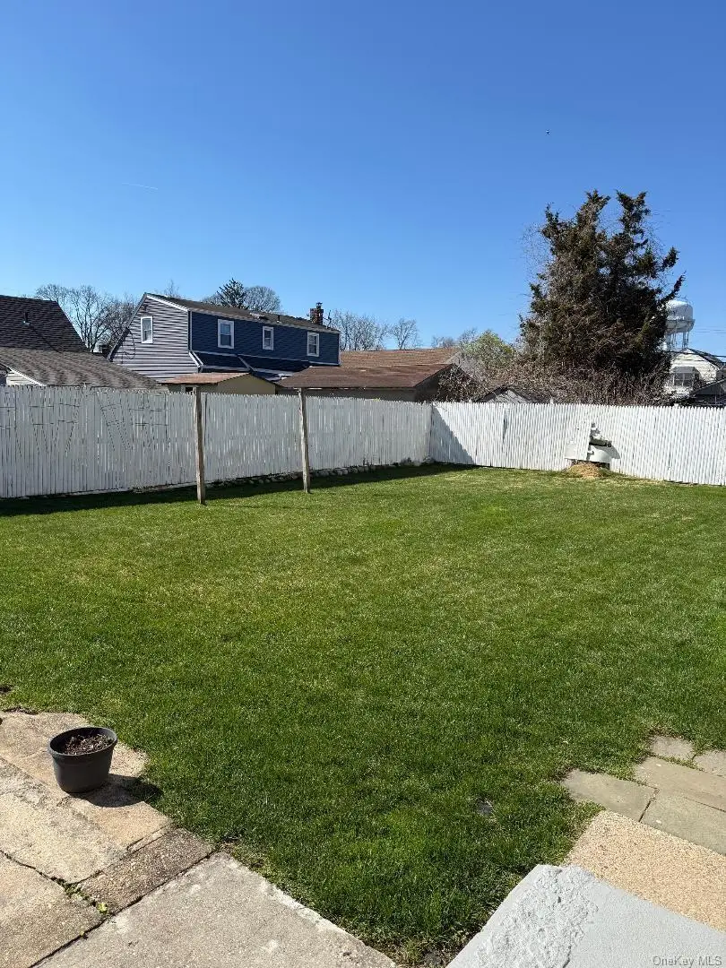 15 Barrington Street, Westbury, NY 11590 - #2