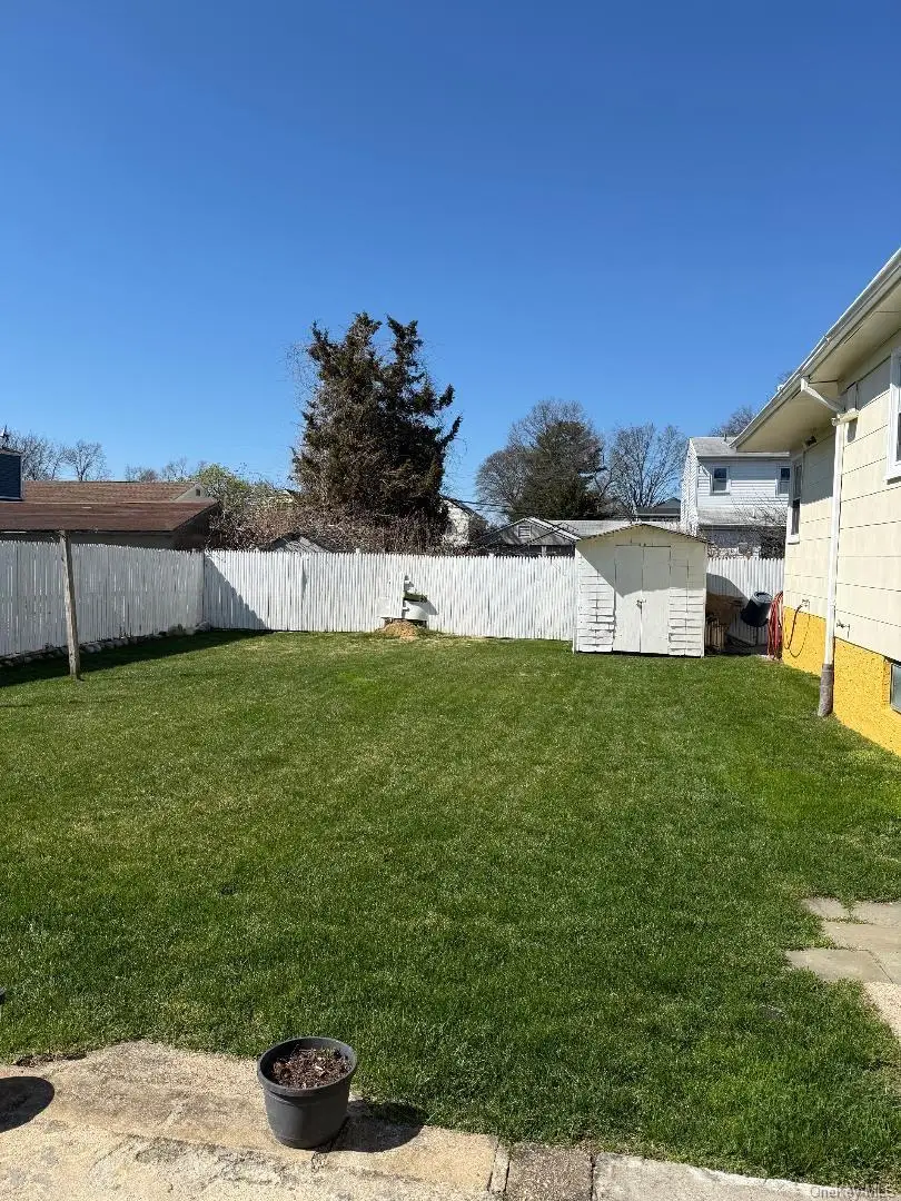 15 Barrington Street, Westbury, NY 11590 - #3