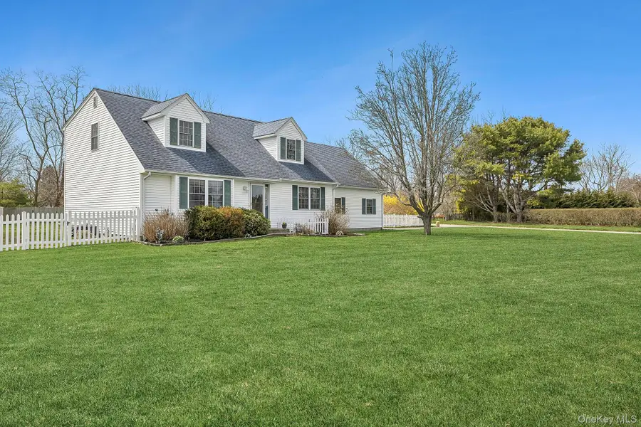 240 Lisa Drive, Southold, NY 11971 - #2