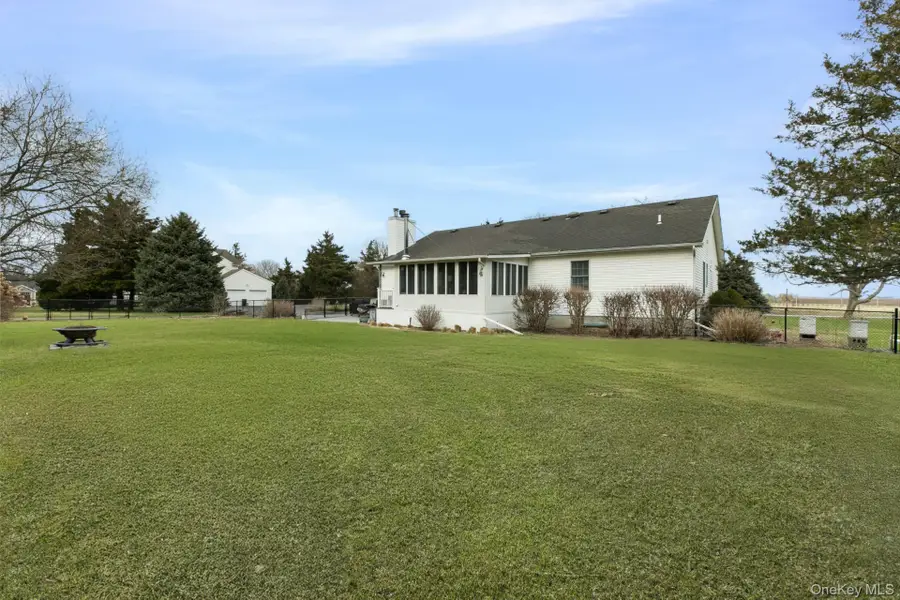 47 Pier Avenue, Riverhead, NY 11901 - #2