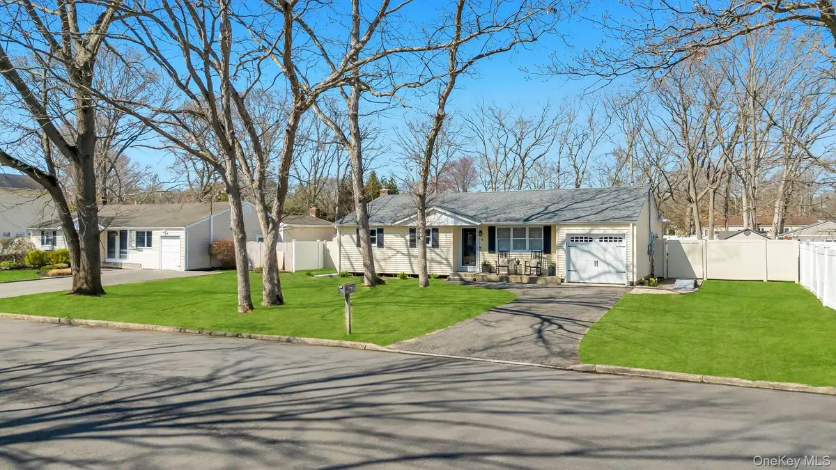 46 Serene Place, Hauppauge, NY 11788 - #1