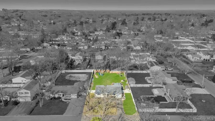 46 Serene Place, Hauppauge, NY 11788 - #3