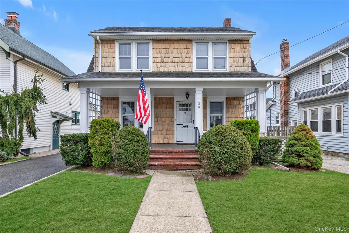 154 Rocklyn Avenue, Lynbrook, NY 11563 - #1