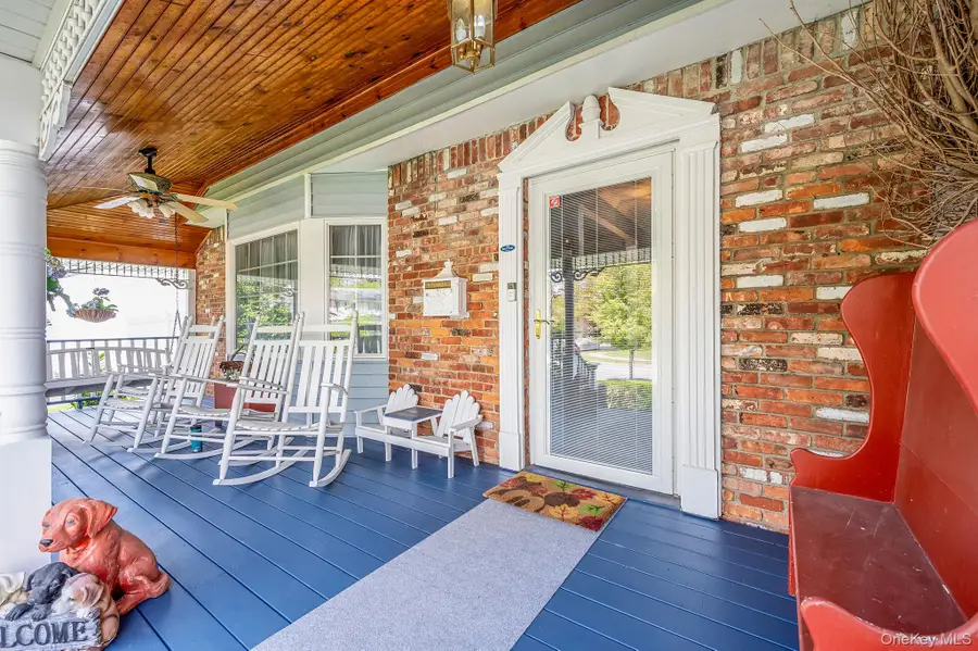 8 Whisper Lane, Smithtown, NY 11787 - #3