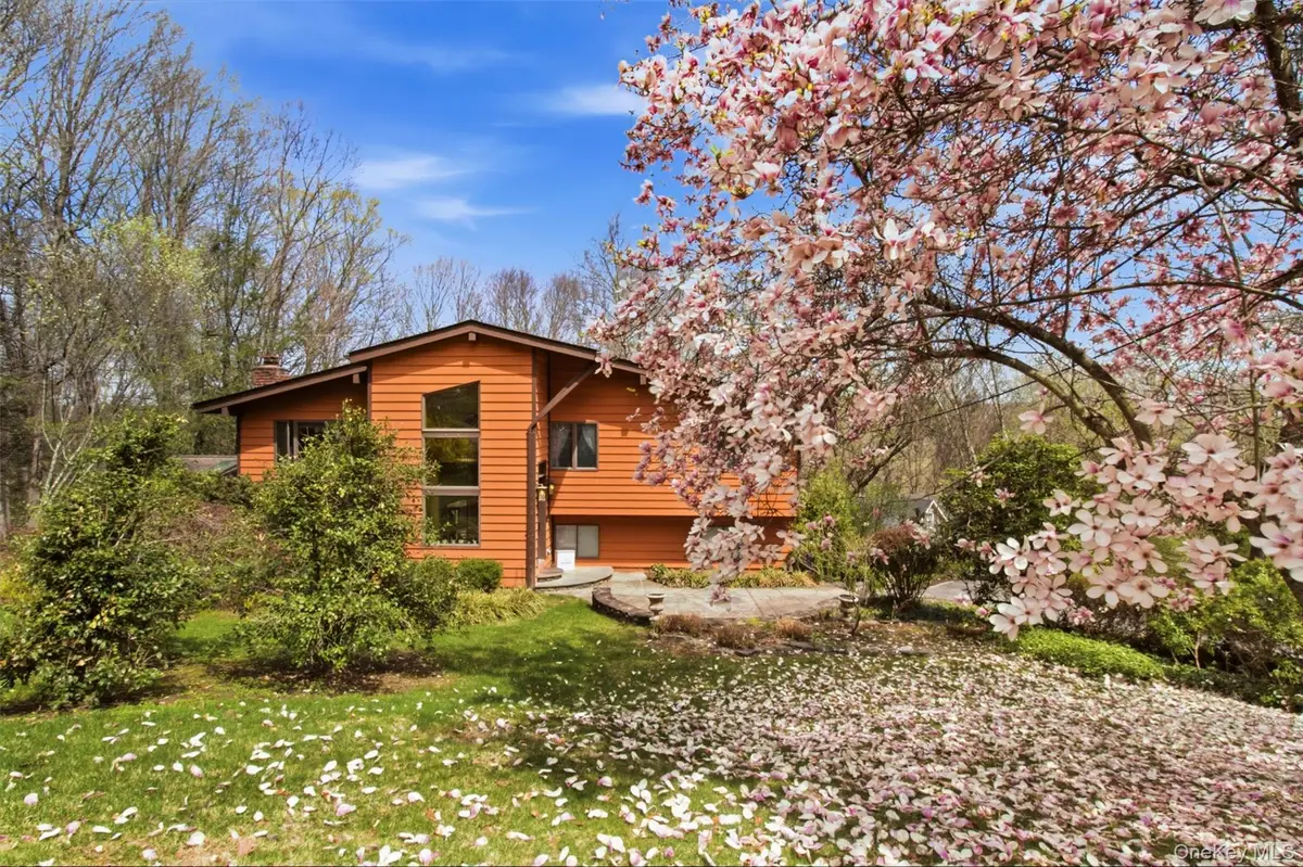 67 Entrance Way, Purdys, NY 10578 - #1