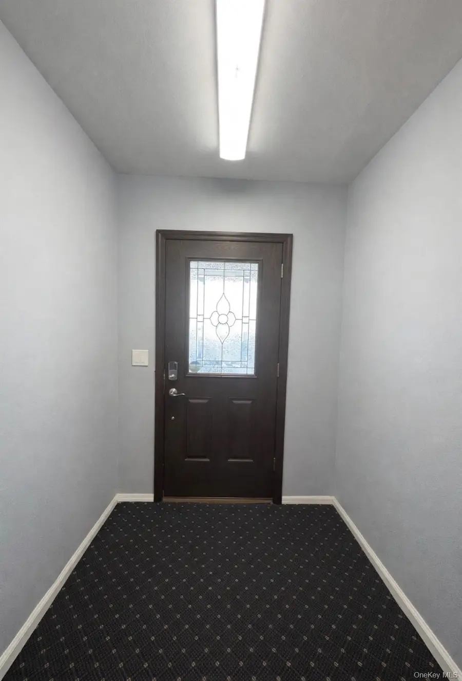 72-15 73 Street, Glendale, NY 11385 - #3