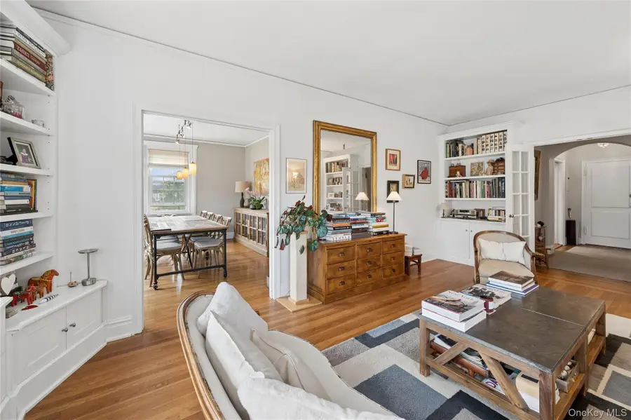 9 Tanglewylde Avenue #4B, Bronxville, NY 10708 - #2