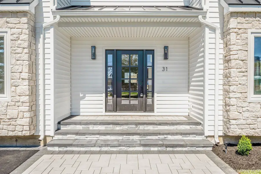 31 Libby Avenue, Hicksville, NY 11801 - #3