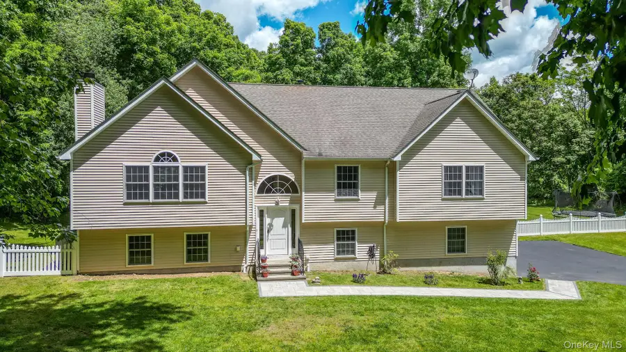 36 Front Street, Mahopac, NY 10541 - #2
