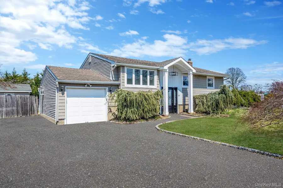 33 Hinton Avenue, Babylon, NY 11702 - #2