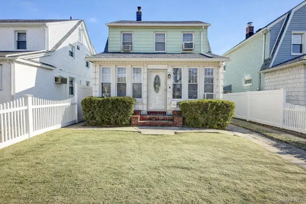 8991 215th Place, Queens Village, NY 11427