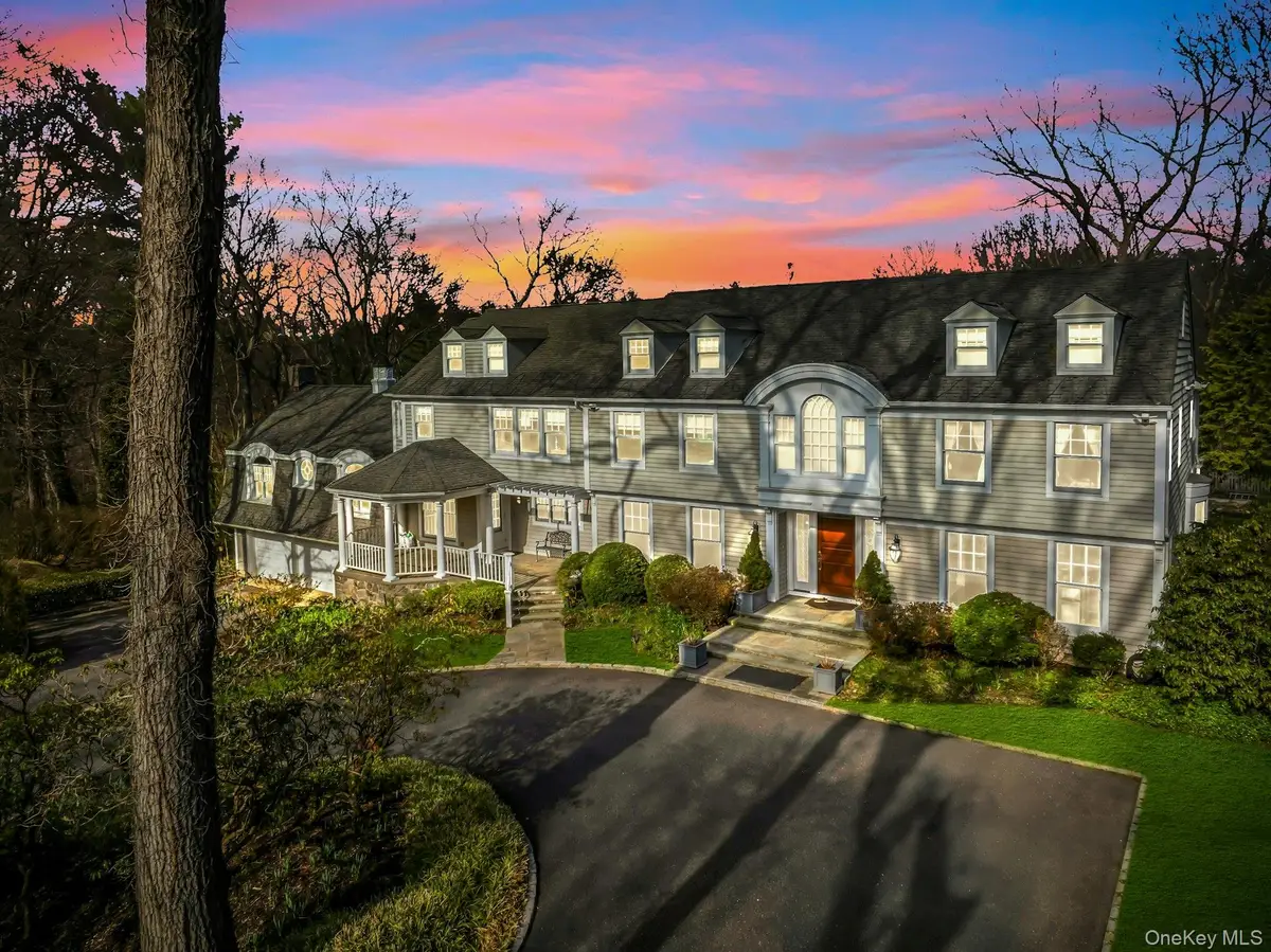 10 Redmond Lane, Oyster Bay, NY 11771 - #1