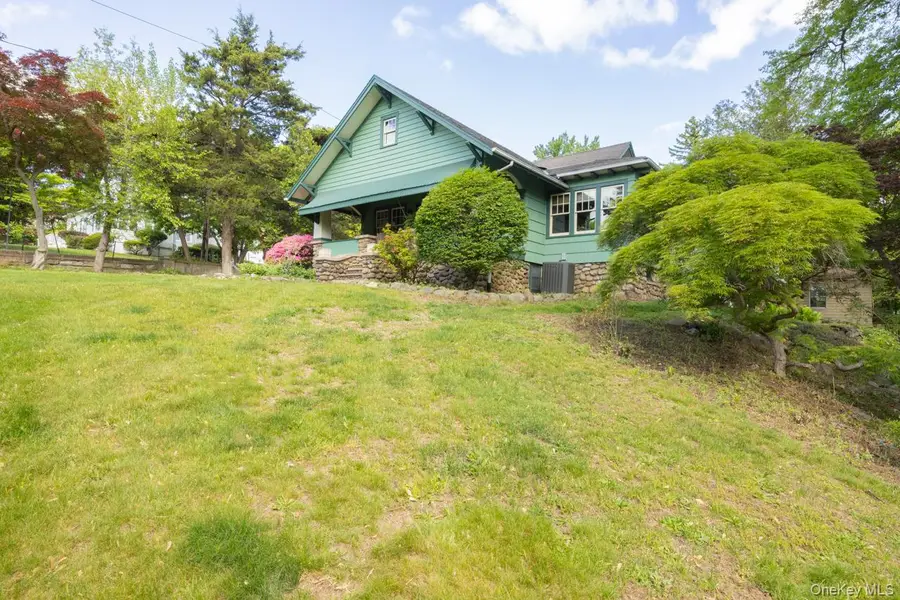 64 Mountainview Avenue, Pearl River, NY 10965 - #2