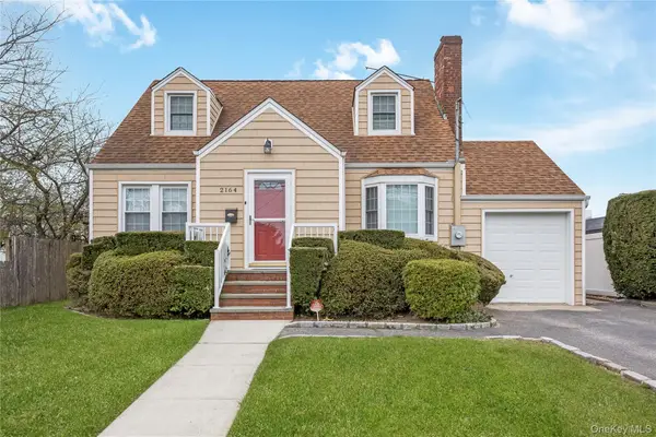 2164 Willow Street, Wantagh, NY 11793