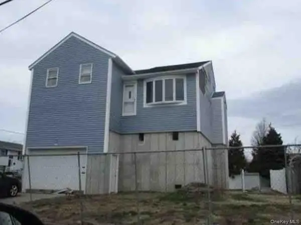 60 Meister Boulevard, Freeport, NY 11520