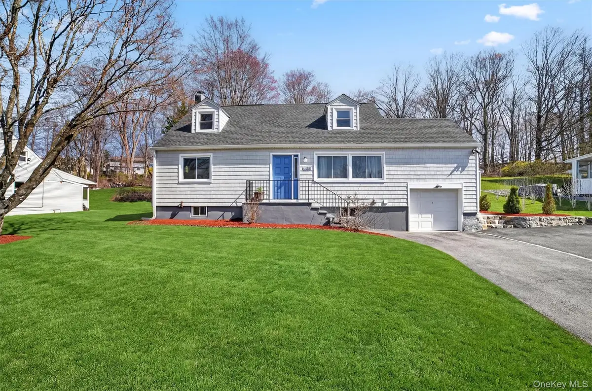 3510 Overlook Avenue, Yorktown Heights, NY 10598 - #1