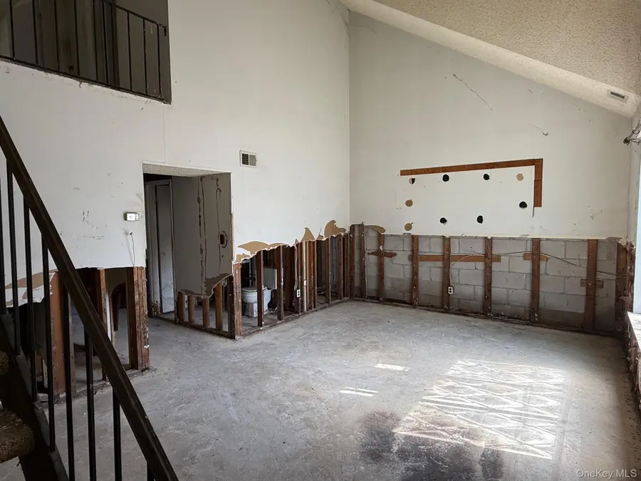 137 Fieldstone Court, Middle Island, NY 11953 - #2