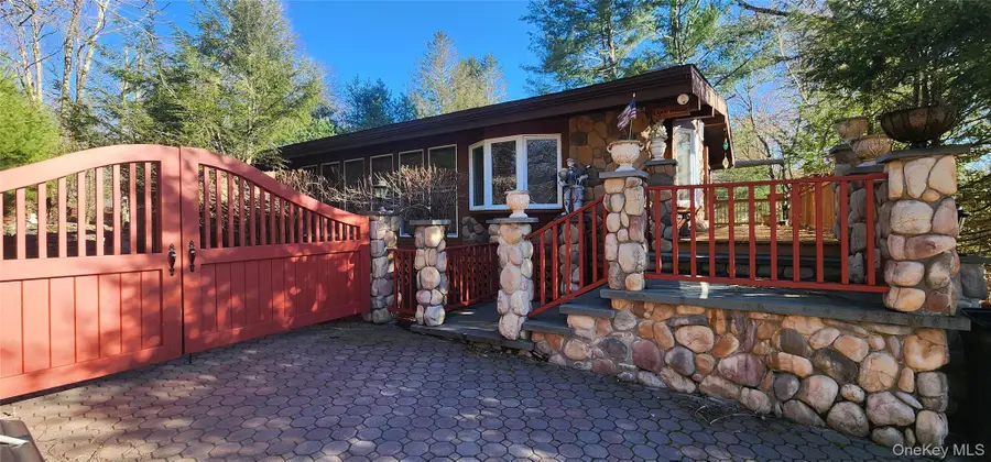 12 Donenfeld Drive, Kauneonga Lake, NY 12749 - #2