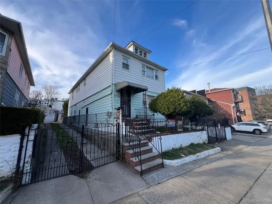 11109 34th Avenue, Corona, NY 11368 - #2