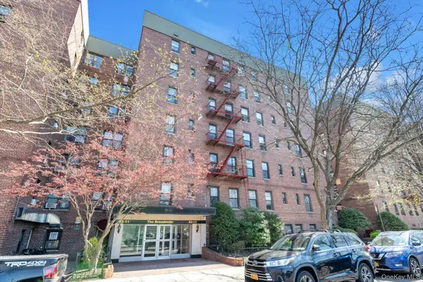 83-11 139 Street #1F, Briarwood, NY 11435