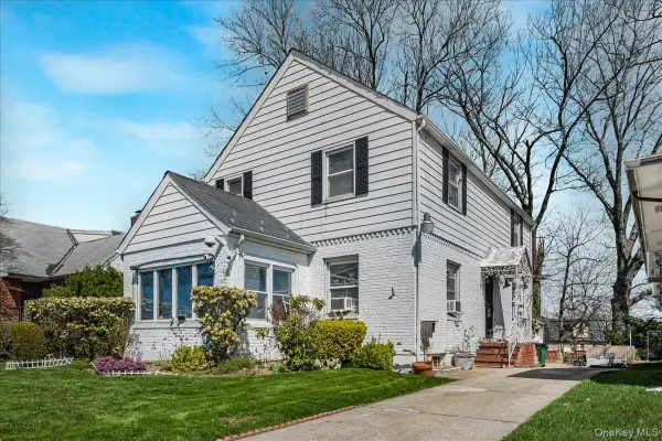 8145 Utopia Parkway, Jamaica Estates, NY 11432