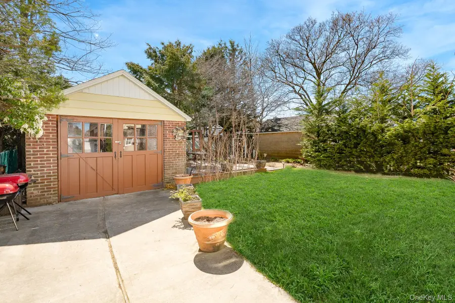 14 Milton Court, Rockville Centre, NY 11570 - #2