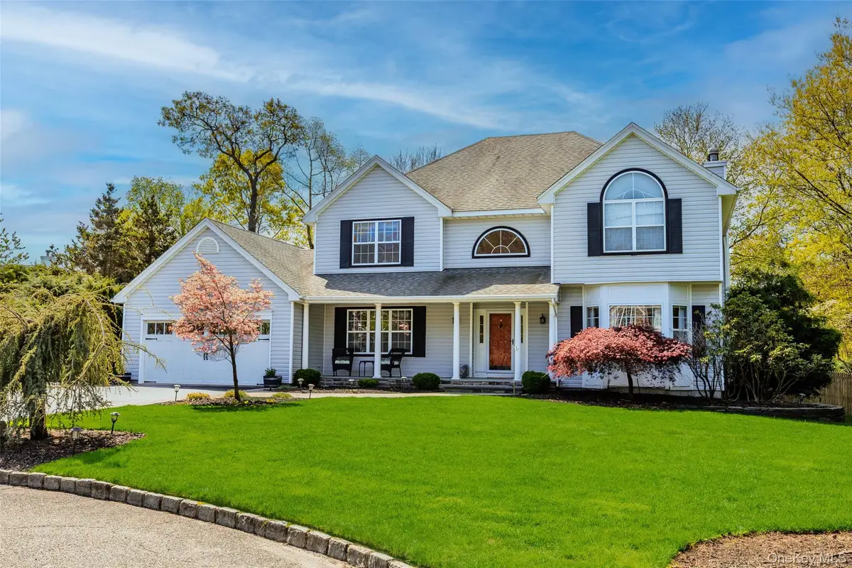 10 Clemens Court, East Setauket, NY 11733 - #1