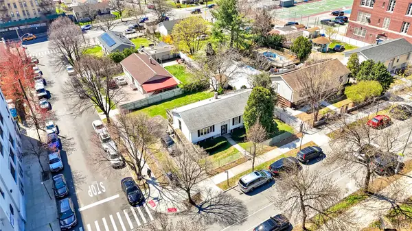 1580 Crotona Park E, Bronx, NY 10460