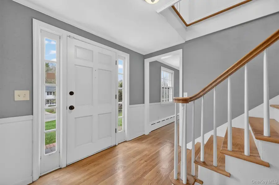 4 Scenic Drive, Poughkeepsie, NY 12603 - #3