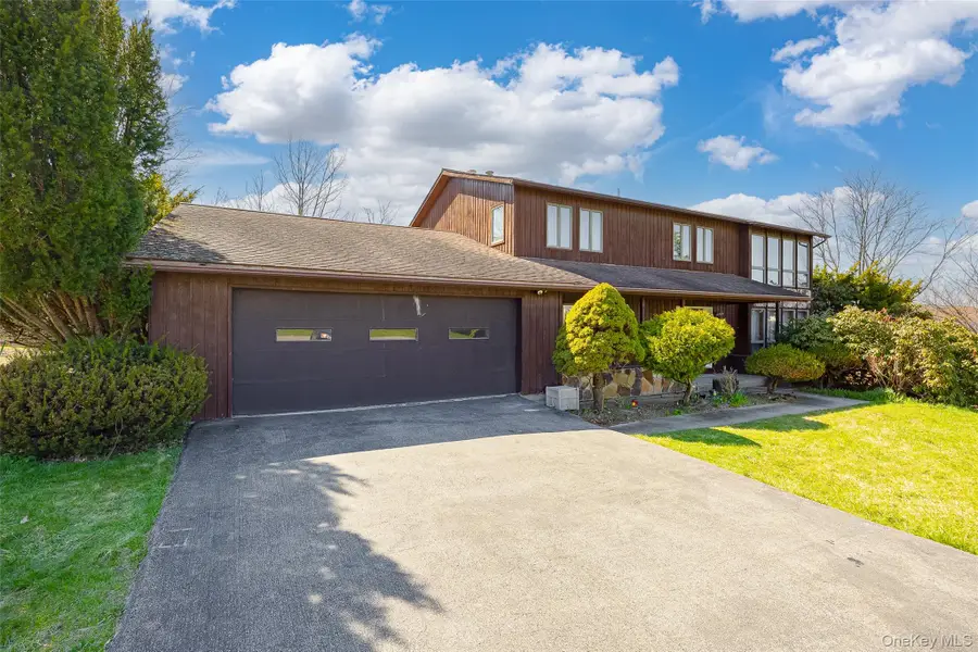 32 Sherwood Heights, Wappingers Falls, NY 12590 - #2