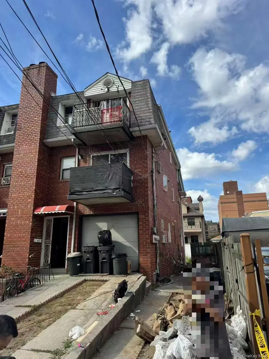 4512 Robinson Street, Flushing, NY 11355 - #2