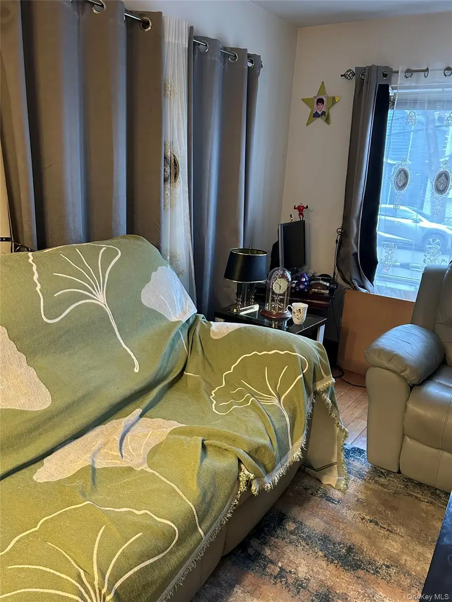 6822 Nansen Street, Forest Hills, NY 11375 - #2