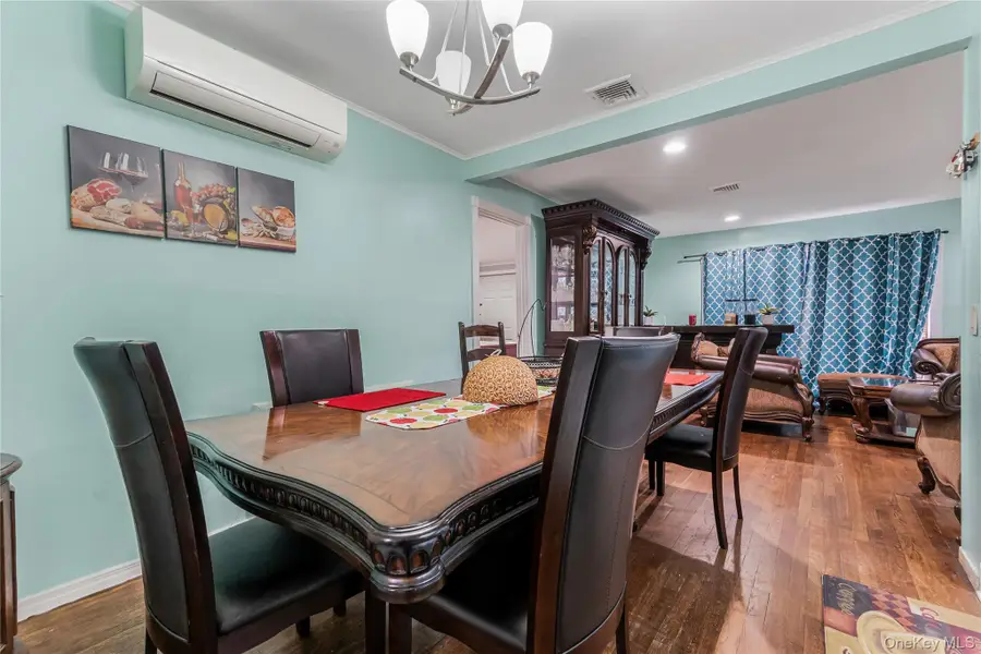 68 Riverdale Road, Valley Stream, NY 11581 - #3